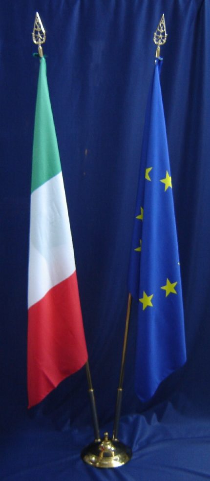 Set in ottone + Bandiere Italia e U.E. Unione Europea  in poliestere nautico