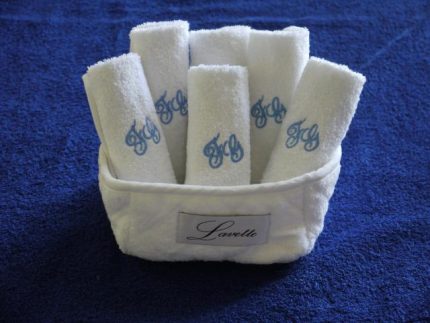 Set di 6 Lavette con iniziali ricamate