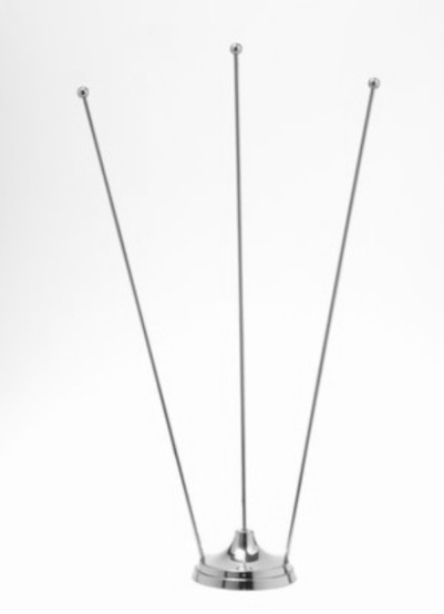 Completo da tavolo in ottone cromato per tre bandierine