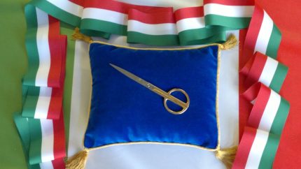 Kit da inaugurazione con cuscino blu