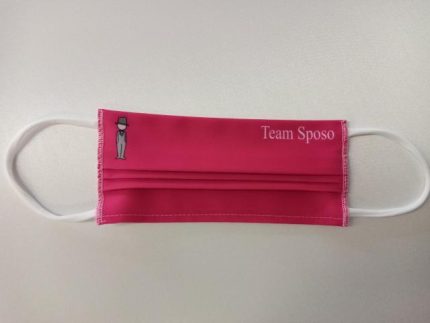 MASCHERINA 'TEAM SPOSO' FUCSIA IN COTONE DOPPIO STRATO E POLIESTERE - APRIBILE - NON MEDICA - NON DPI