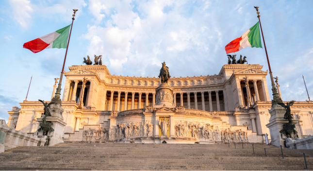 Savent Flags Vittoriano Piazza Venezia