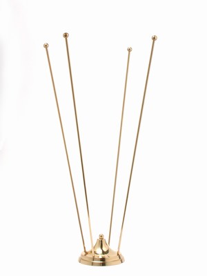 Completo da tavolo in ottone per quattro bandierine