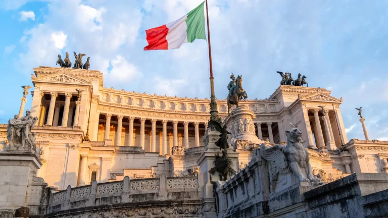 Savent Flags Chi Siamo Vittoriano Piazza Venezia